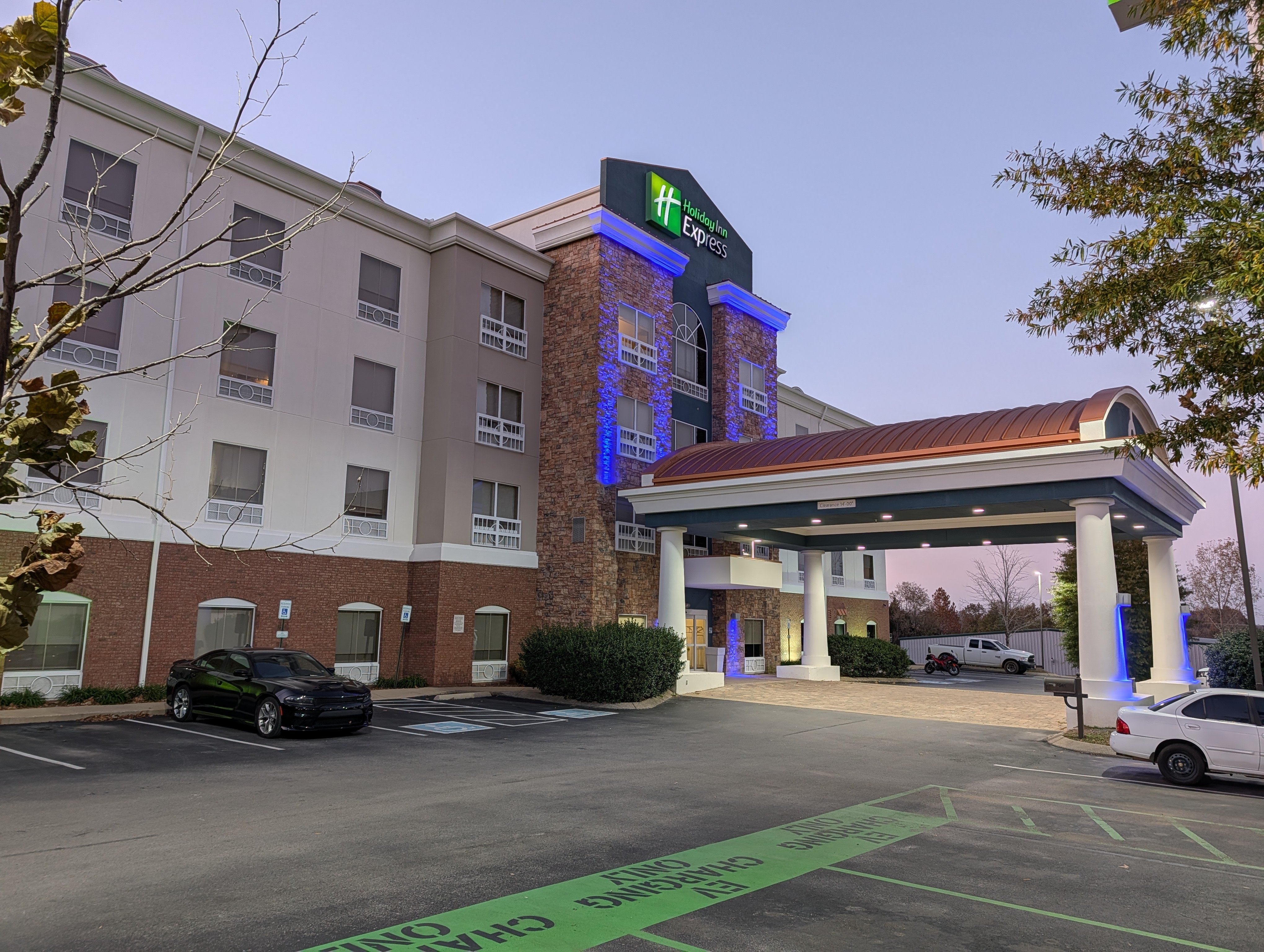 holiday inn express columbia by ihg
