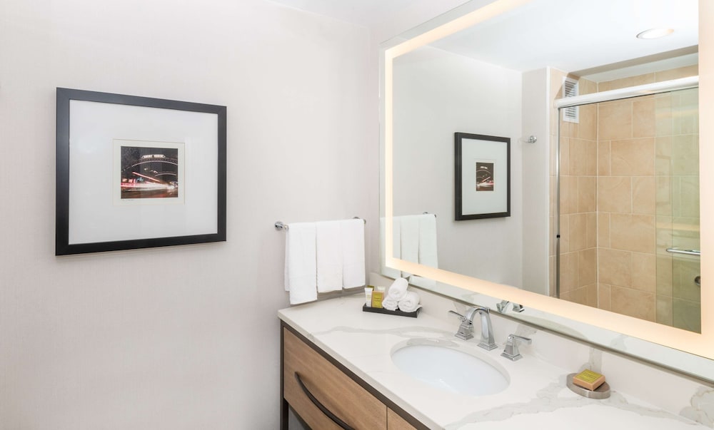 hilton columbus polaris