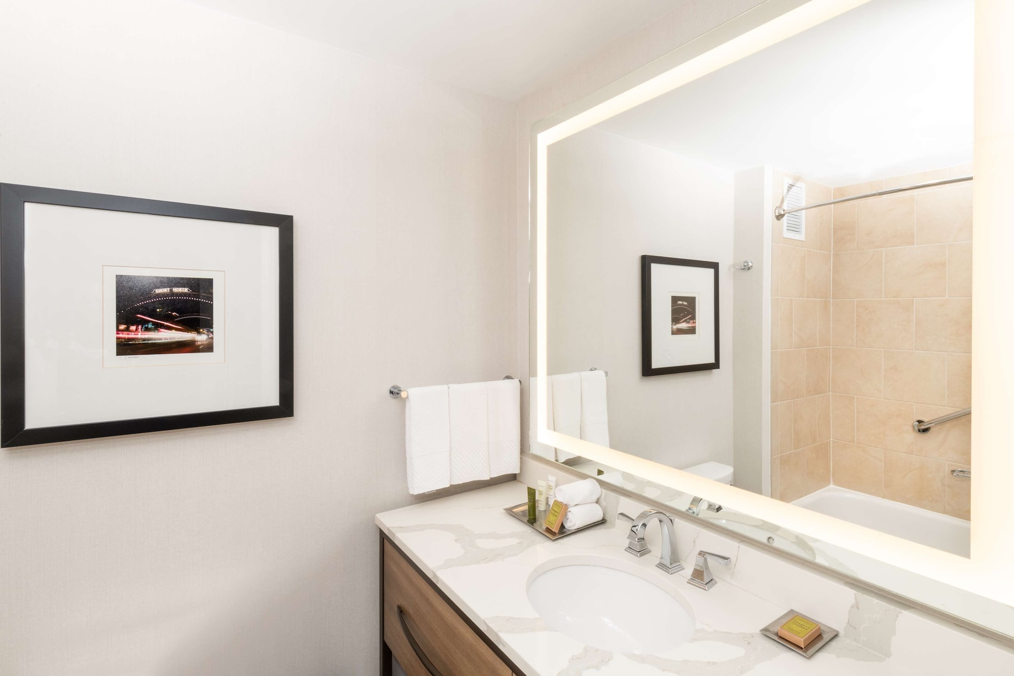 hilton columbus polaris