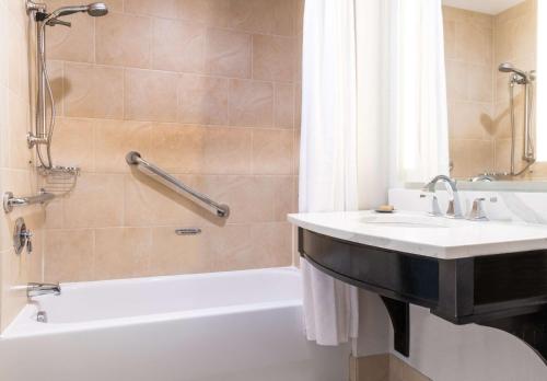 hilton columbus polaris