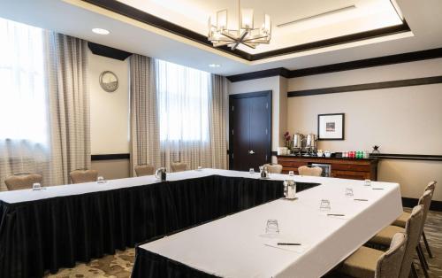 hilton columbus polaris
