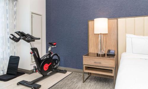 hilton columbus polaris