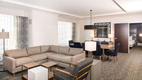 hilton columbus polaris