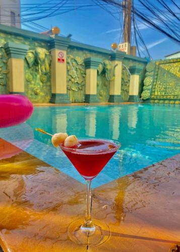 the place hostel and pool bar
