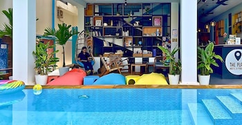 the place hostel and pool bar