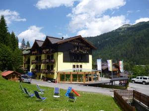 Hotel Cime D'oro,Madonna Di Campiglio>>Italian Alps,3 star