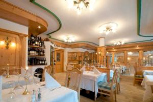Hotel Gianna,Madonna Di Campiglio>>Carisolo,4 star
