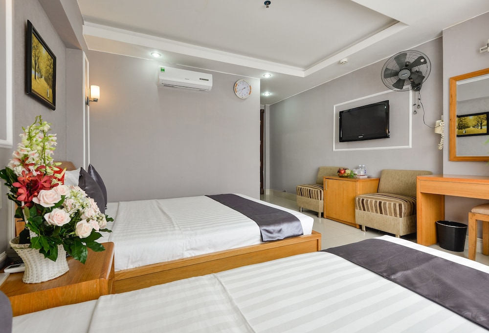 lucky star hotel 146 nguyen trai