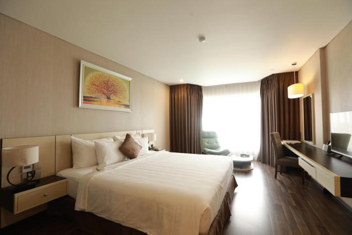 central hotel