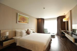 central hotel