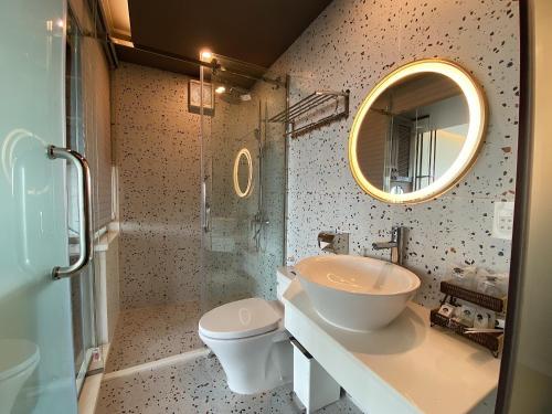 duc vuong saigon hotel cao thang