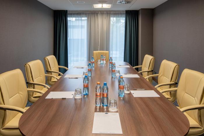 hampton by hilton warsaw mokotow