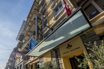 hotel alpina