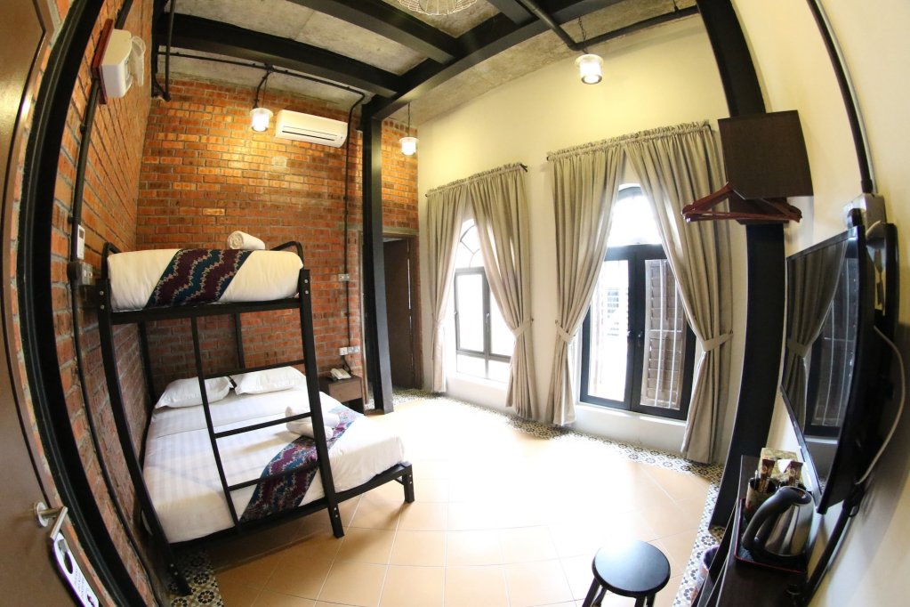 ban loong hotel