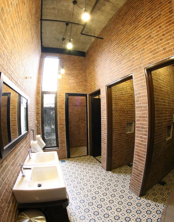 ban loong hotel