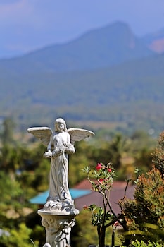 pua de view boutique resort