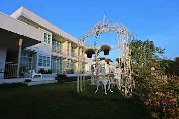 pua de view boutique resort