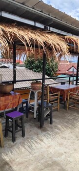 adchara mansion hostel