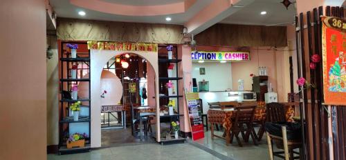 adchara mansion hostel