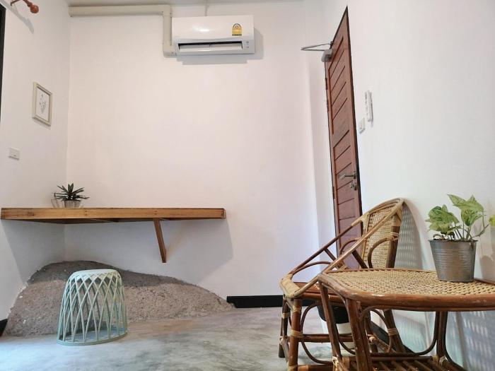 the dearly koh tao hostel