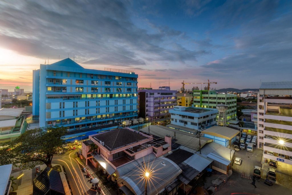 nunglen hotel sha certified