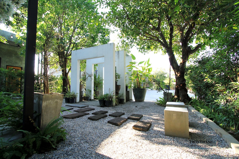 thai thani loft and life lamphun