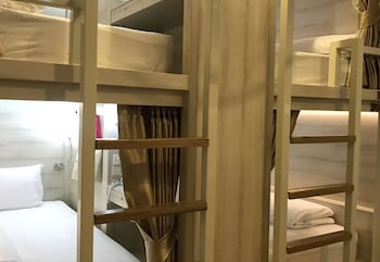 mariya lady hostel at suvarnabhumi airport female only