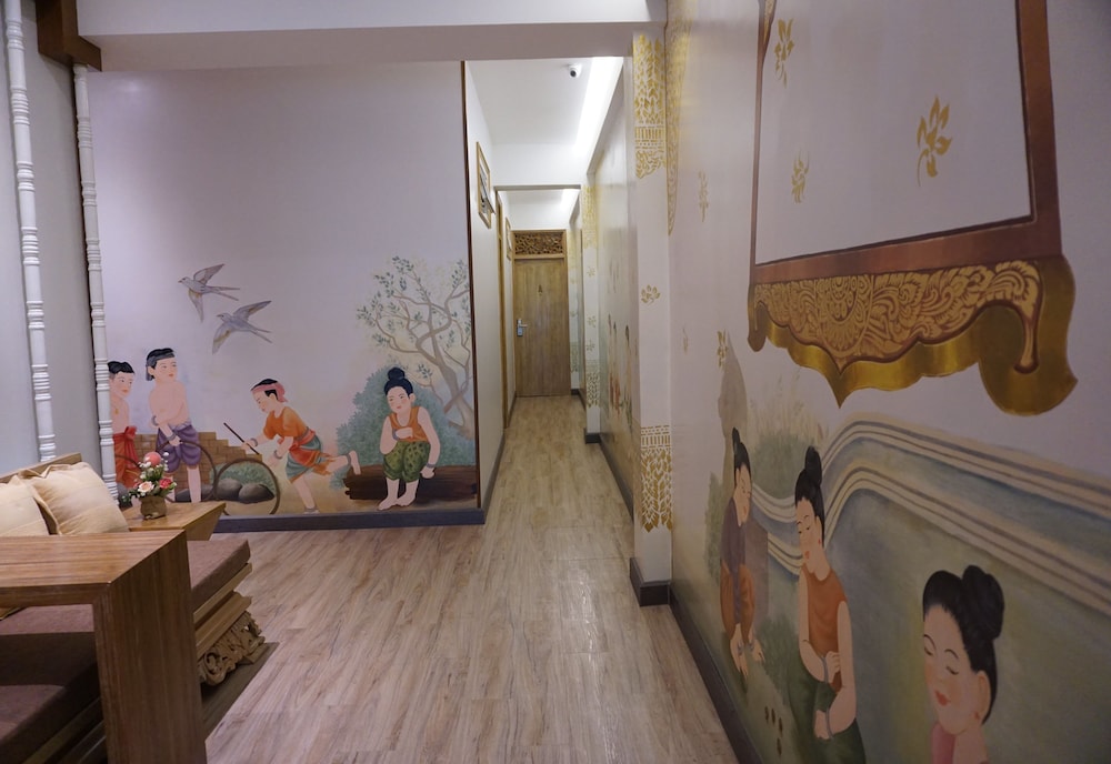 mariya lady hostel at suvarnabhumi airport female only