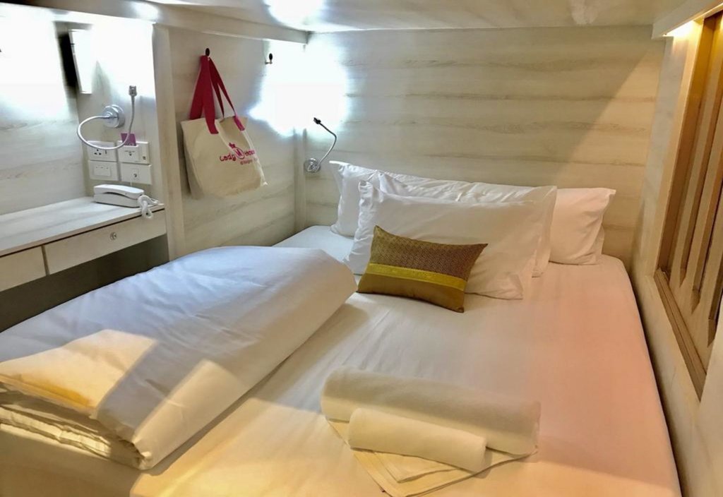 mariya lady hostel at suvarnabhumi airport female only