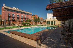 Apartamentos Sant Jordi Montbrio,Near Wine Cups Museum,0 star