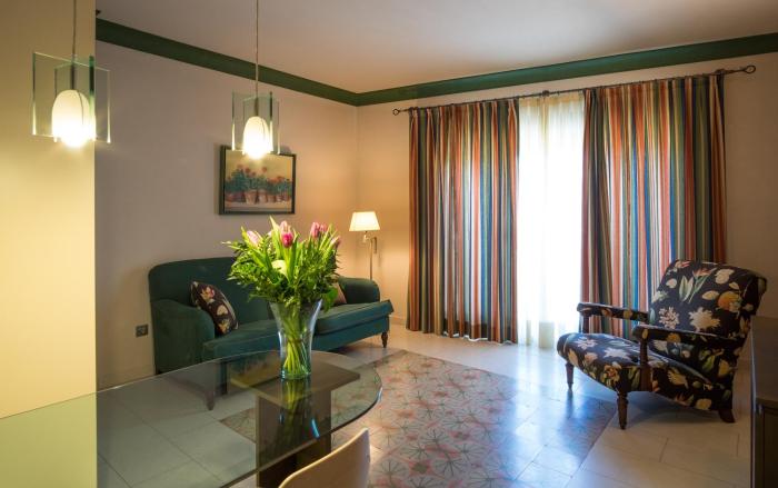 apartamentos sant jordi montbrio