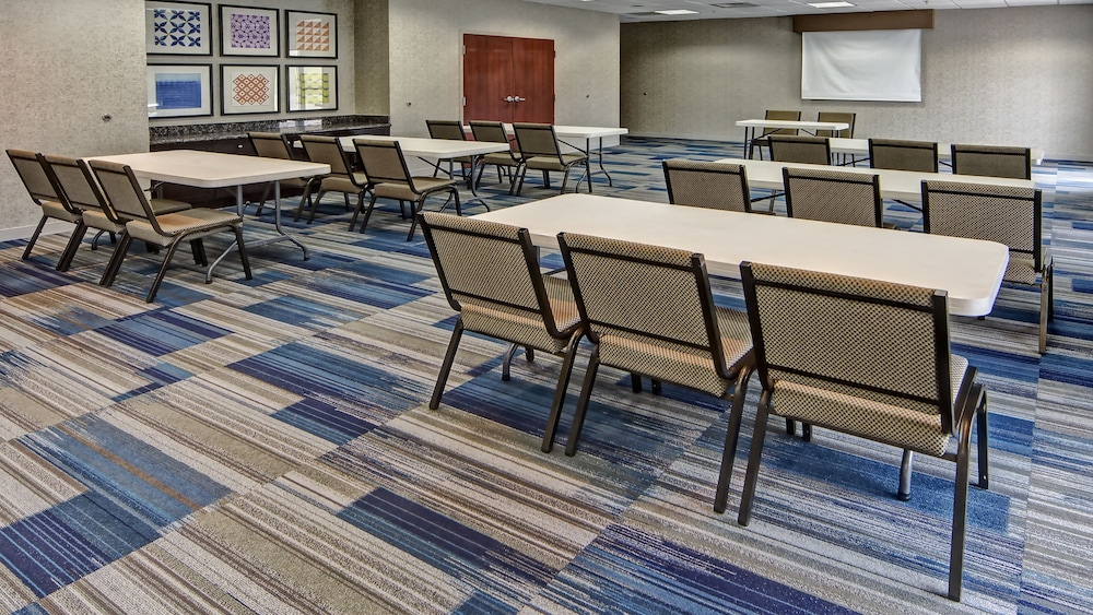 holiday inn express hotel and suites cookeville by ihg