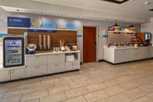 holiday inn express hotel and suites cookeville by ihg