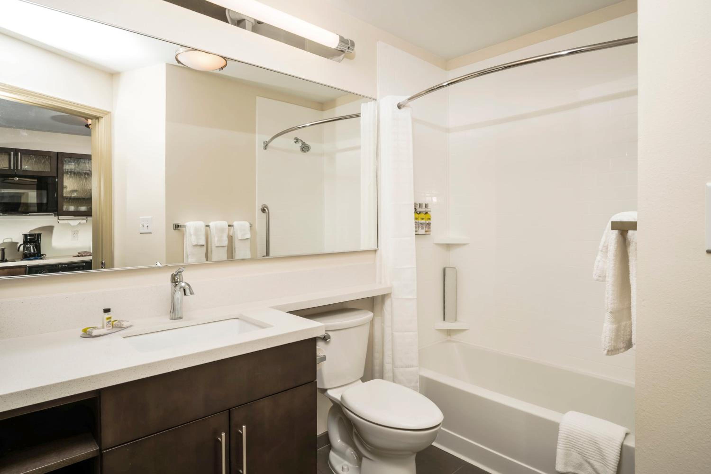 candlewood suites ft walton bch hurlburt area