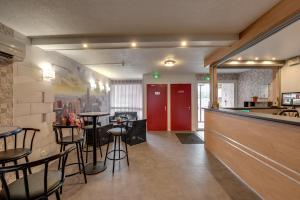 hotel confort thouars