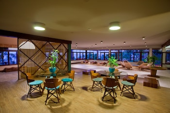 carmel charme resort