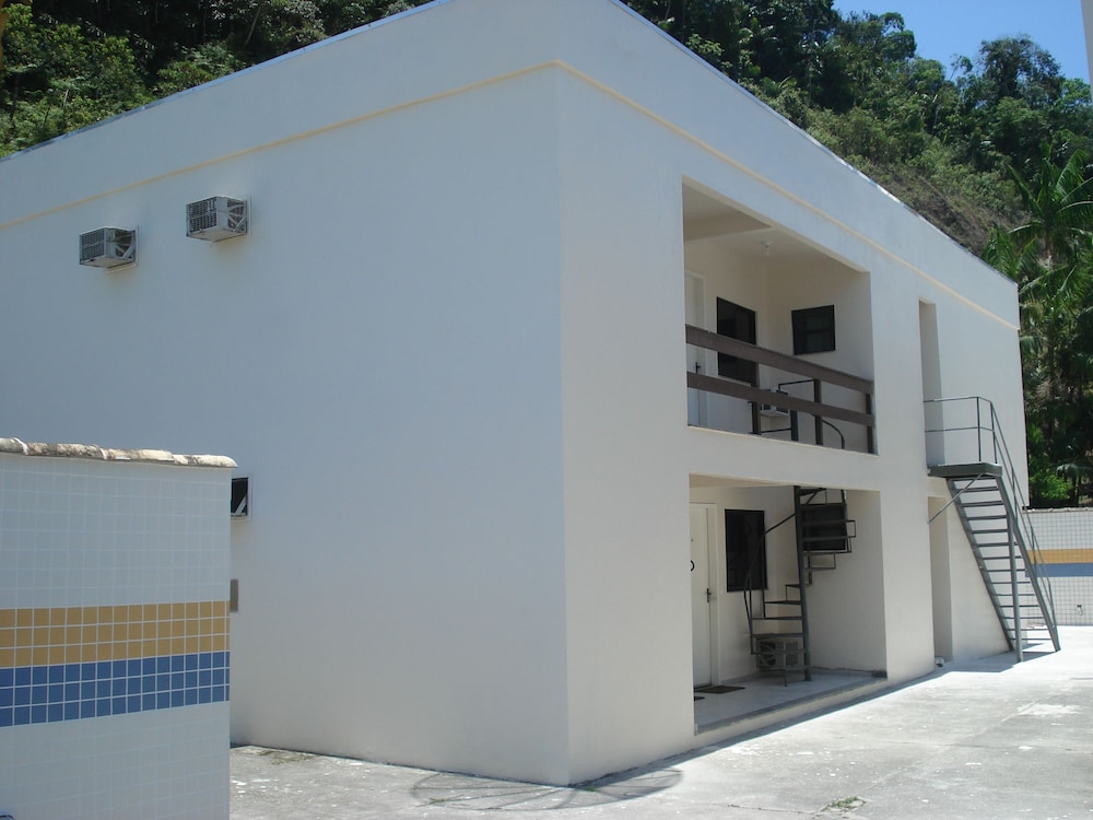 pousada praia da ribeira clube