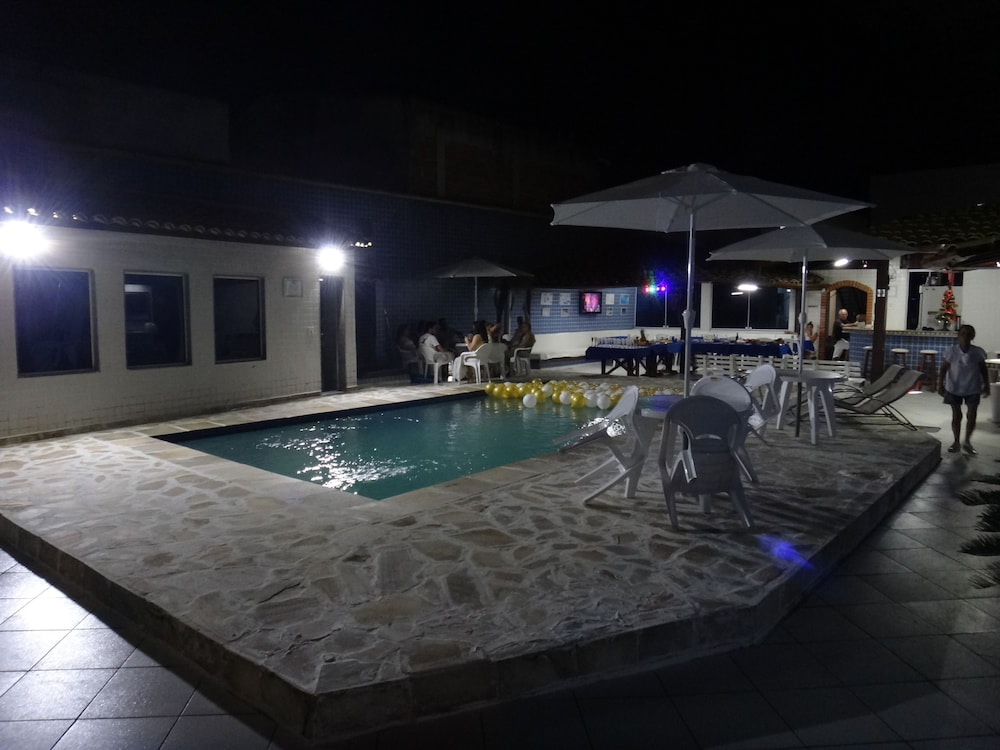 pousada praia da ribeira clube