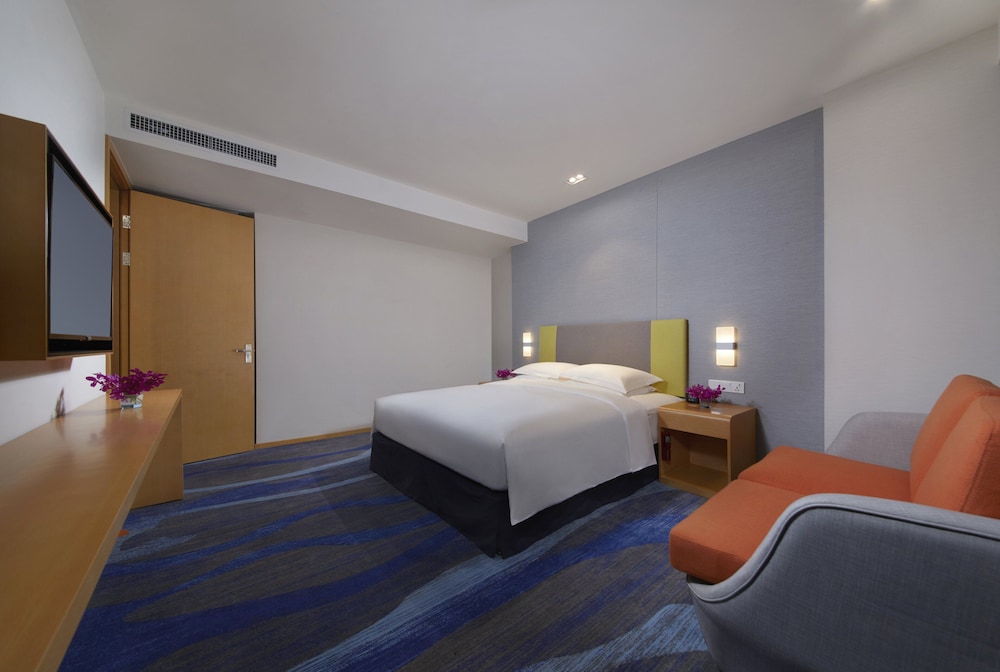 holiday inn express zhengzhou zhengdong an ihg hotel