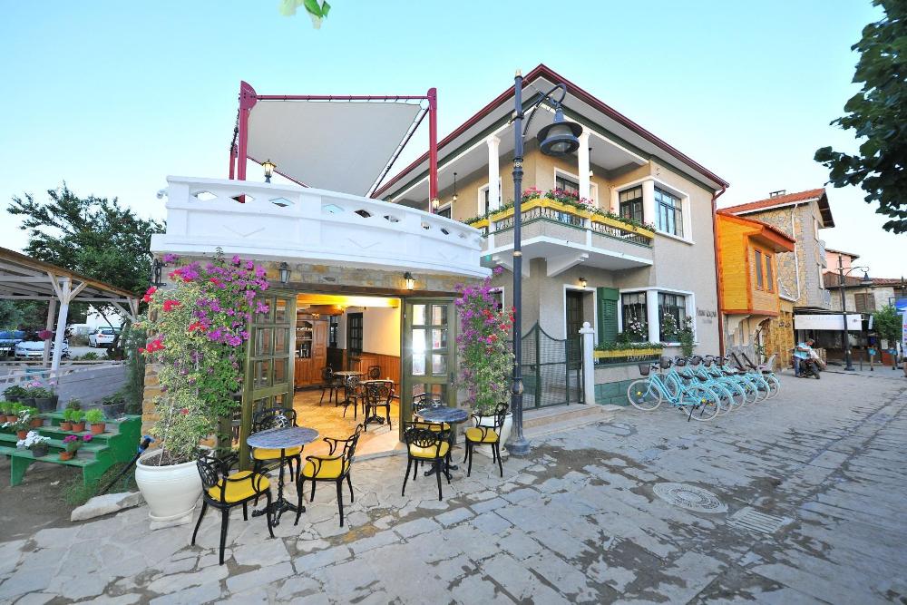 petrino gokceada hotel and kitchen