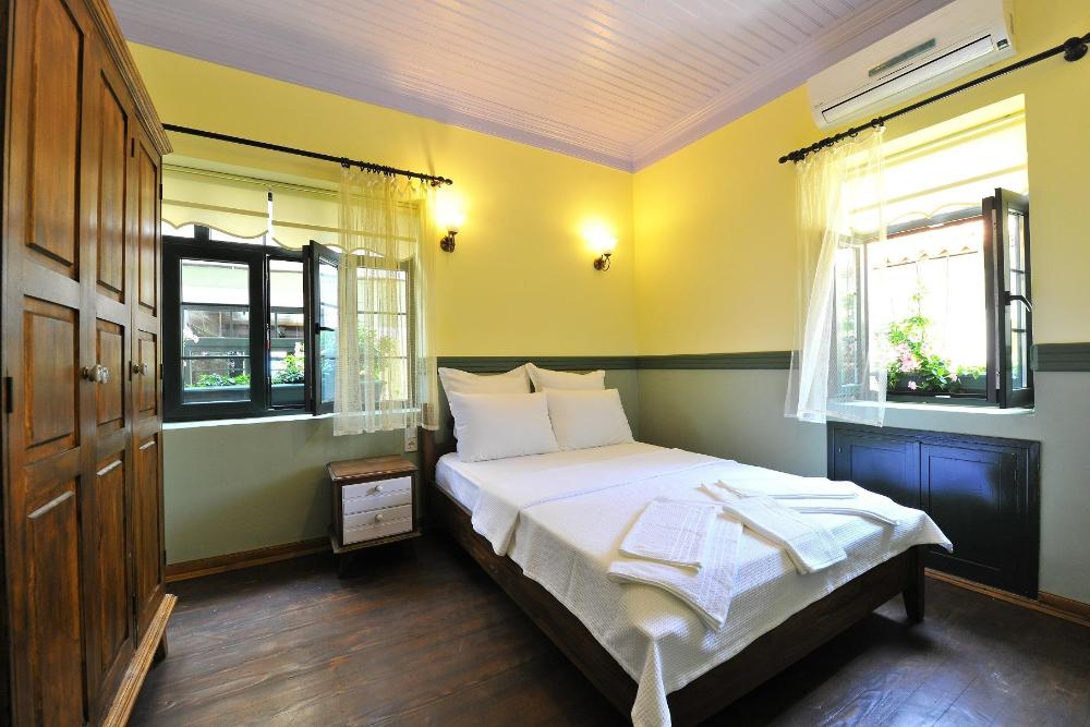 petrino gokceada hotel and kitchen