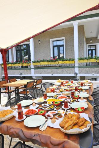 petrino gokceada hotel and kitchen