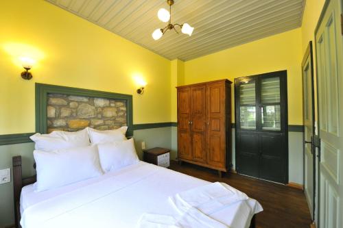 petrino gokceada hotel and kitchen