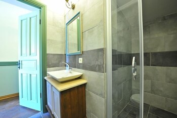 petrino gokceada hotel and kitchen