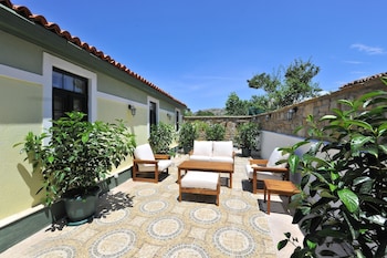 petrino gokceada hotel and kitchen
