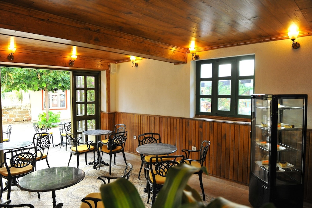 petrino gokceada hotel and kitchen