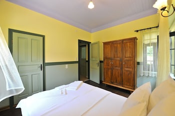 petrino gokceada hotel and kitchen