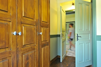 petrino gokceada hotel and kitchen