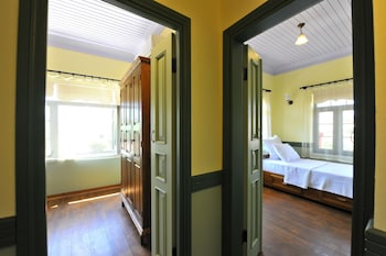 petrino gokceada hotel and kitchen
