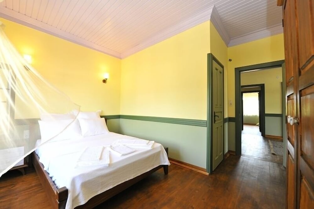 petrino gokceada hotel and kitchen